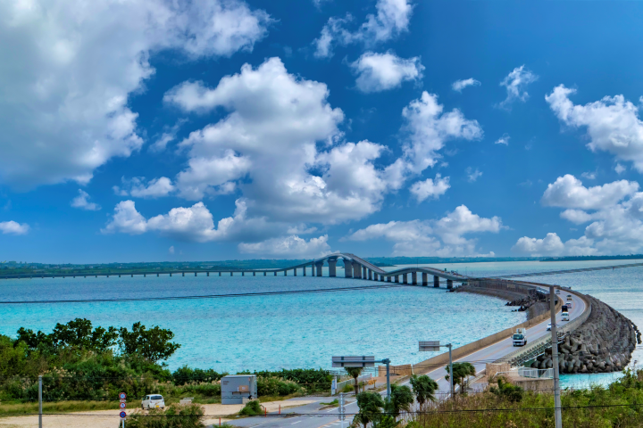 ▲伊良部大橋，連接宮古本島與伊良部島。　圖：Photo AC／來源