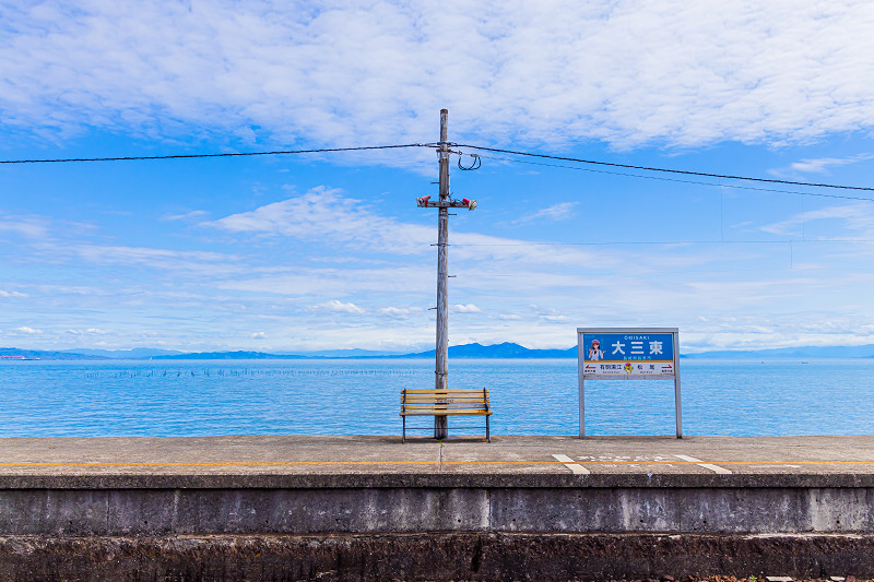島原鐵道上的大三東站，號稱為離海最近的站。    圖片提供：長崎縣觀光連盟