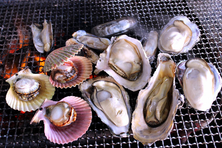 10 小長井牡蠣甘甜肥美,是秋冬不能錯過的鮮味。 圖片提供:長崎縣觀光連盟