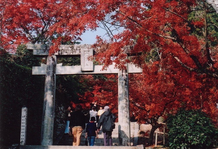 5-仁比山神社